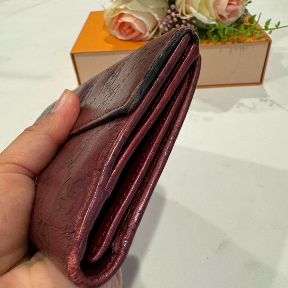 Authentic Gucci Guccisima wallet - Picture 3 of 13